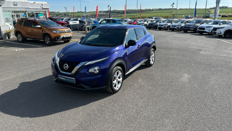 Nissan Juke 1.0 DiG-T N-Connecta 5dr Petrol Hatchback